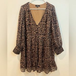 LuLu’s cheetah print, long sleeve tunic dress. Size L & true to size.